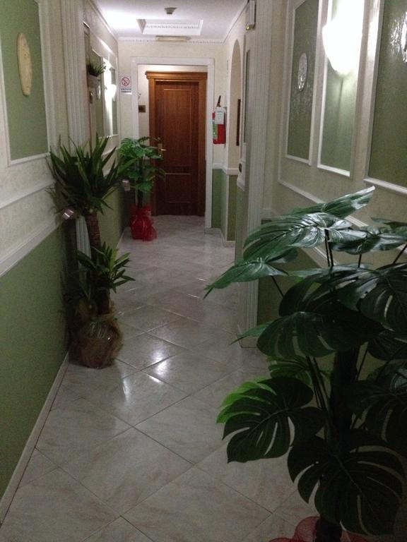 Rome Rainbow Guest House מראה חיצוני תמונה