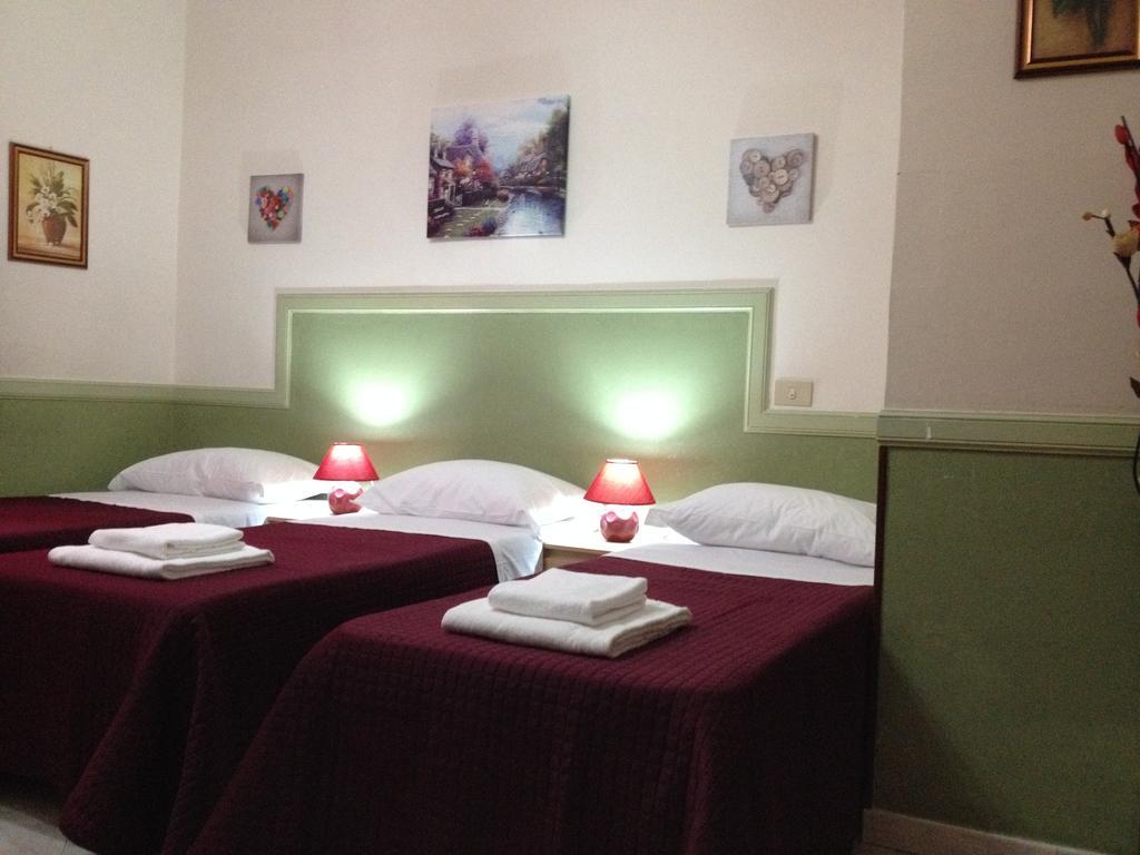 Rome Rainbow Guest House חדר תמונה