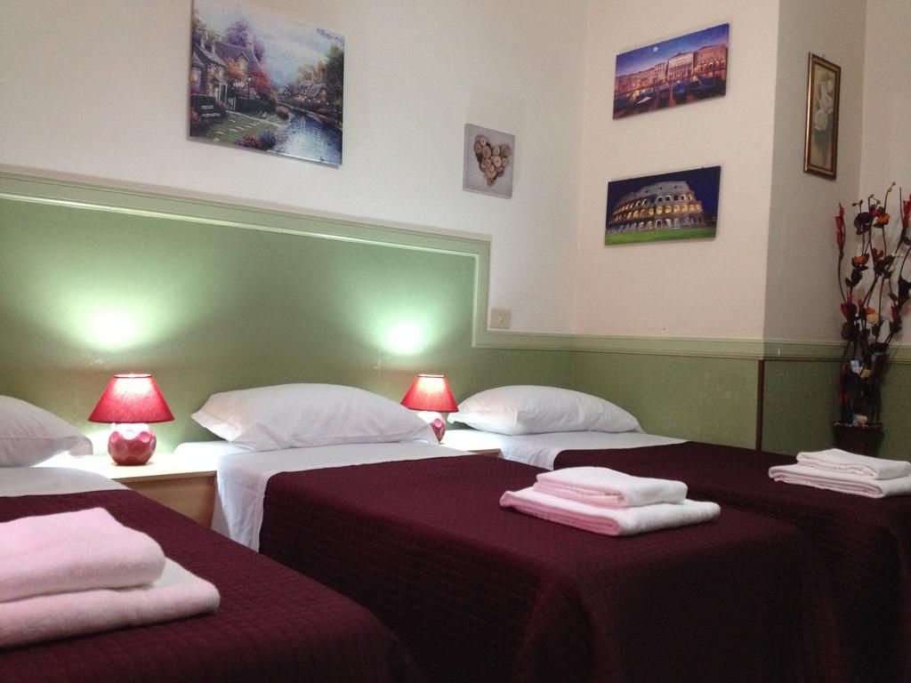 Rome Rainbow Guest House חדר תמונה